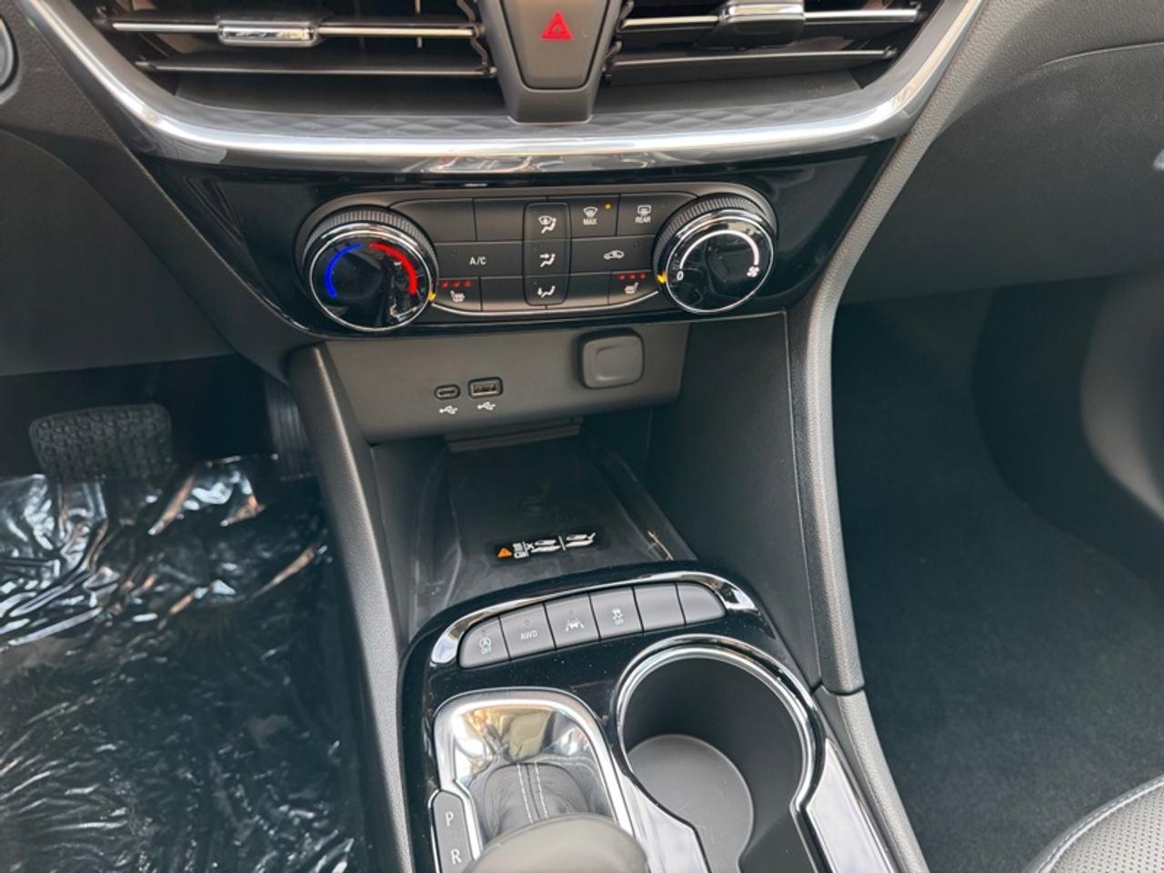 2026 Buick Encore GX Sport Touring Photo