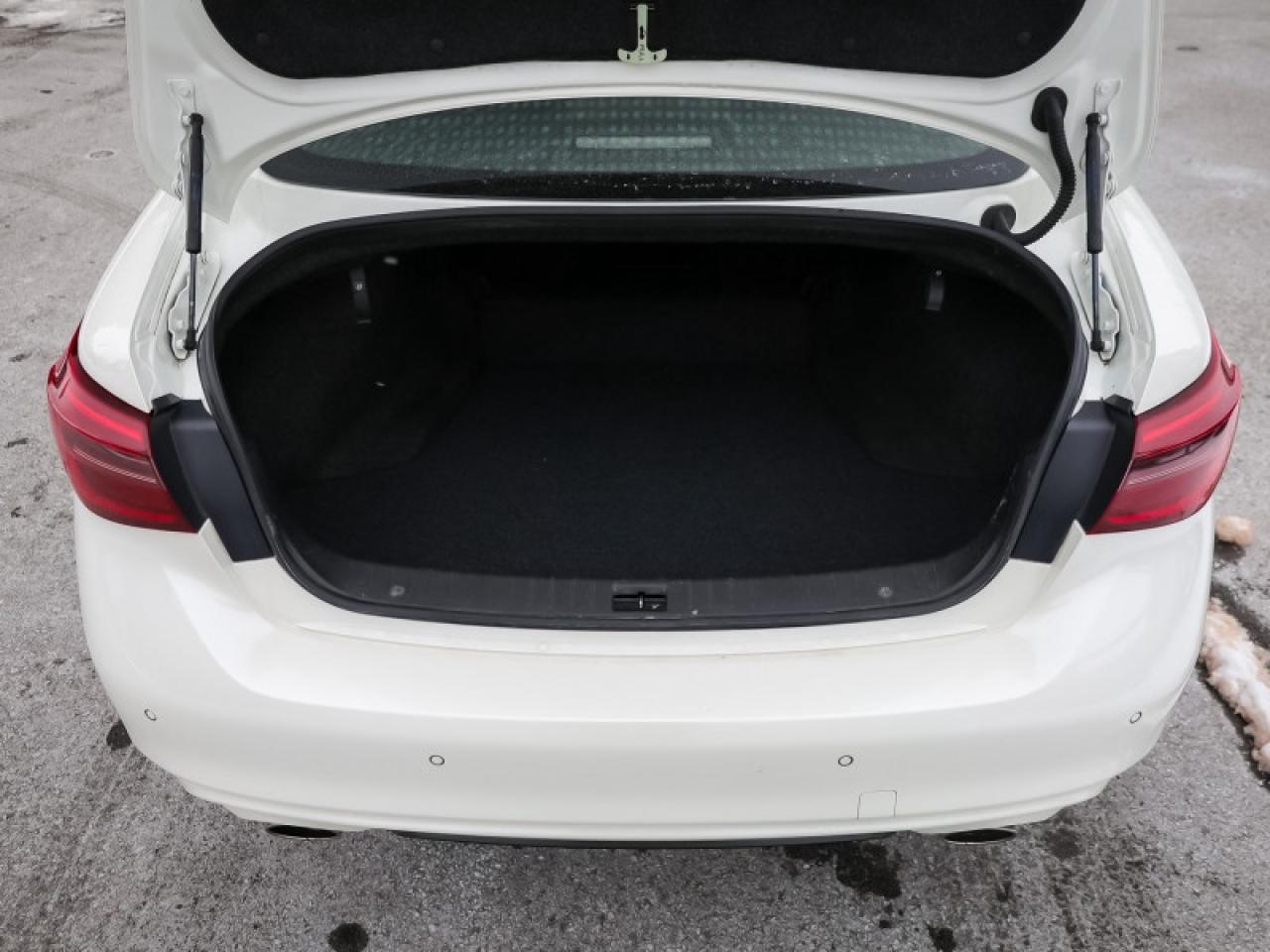 2023 Infiniti Q50 LUXE  - Certified - Leather Seats Photo