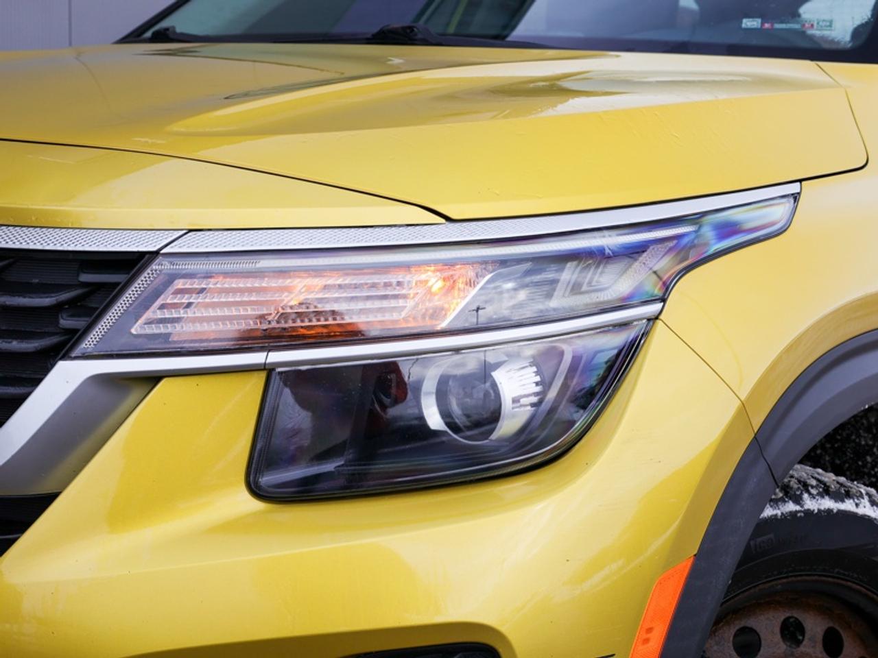 2021 Kia Seltos LX  - Heated Seats -  Android Auto - $112 B/W Photo