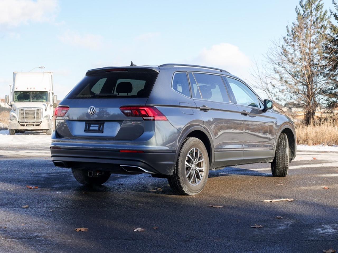 2021 Volkswagen Tiguan Comfortline 4MOTION  - Navigation - $164 B/W Photo2
