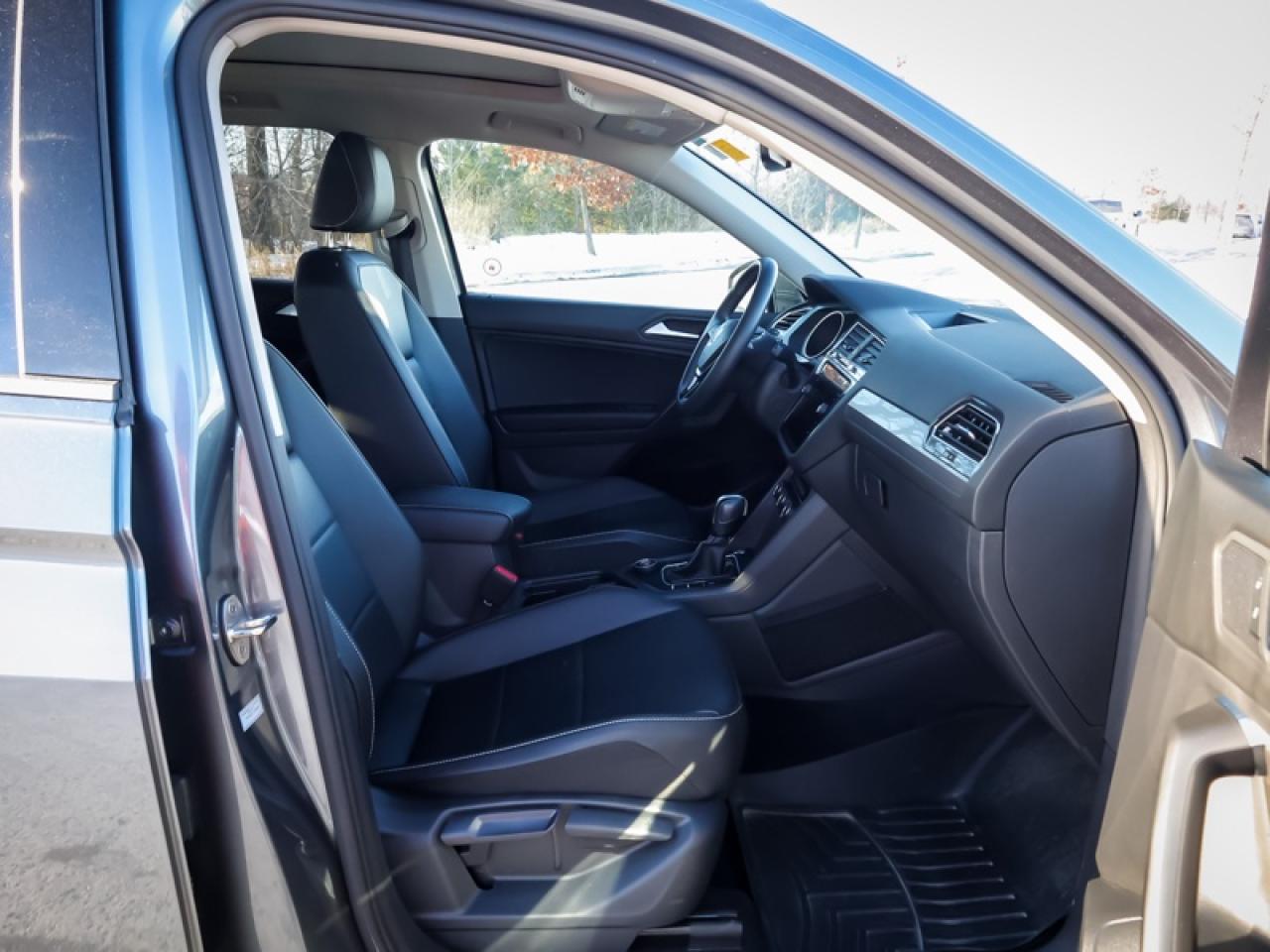 2021 Volkswagen Tiguan Comfortline 4MOTION  - Navigation - $164 B/W Photo