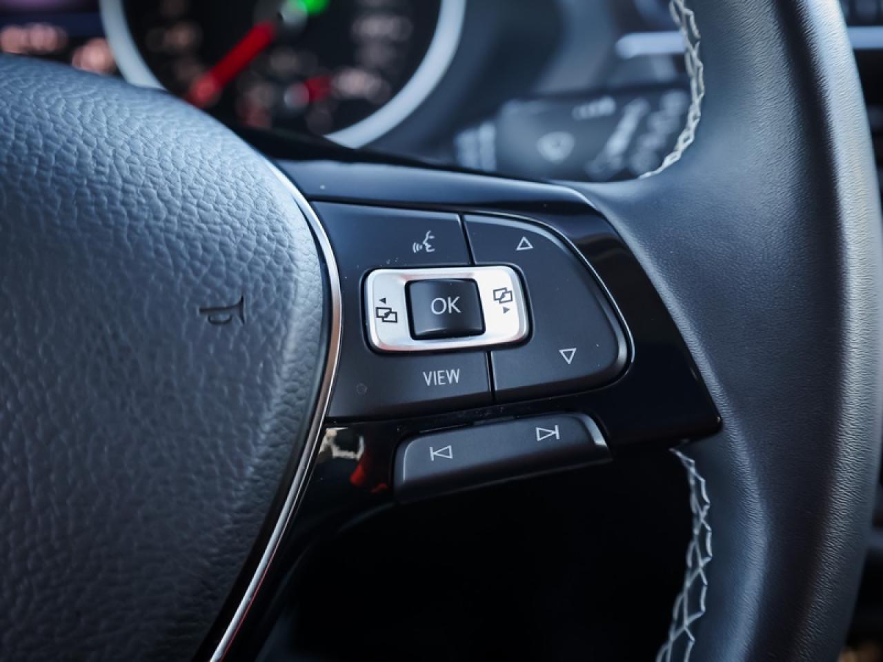 2021 Volkswagen Tiguan Comfortline 4MOTION  - Navigation - $164 B/W Photo