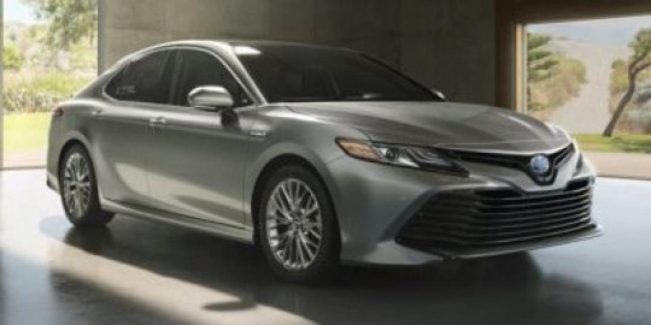Used 2020 Toyota Camry HYBRID SE for sale in Bolton, ON