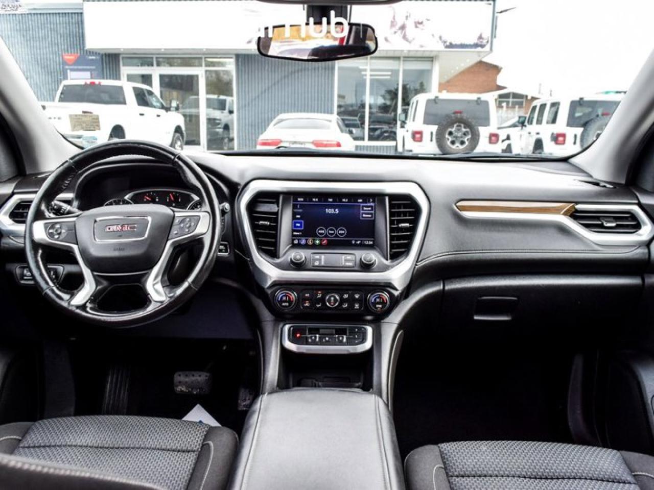 2020 GMC Acadia SLE Photo