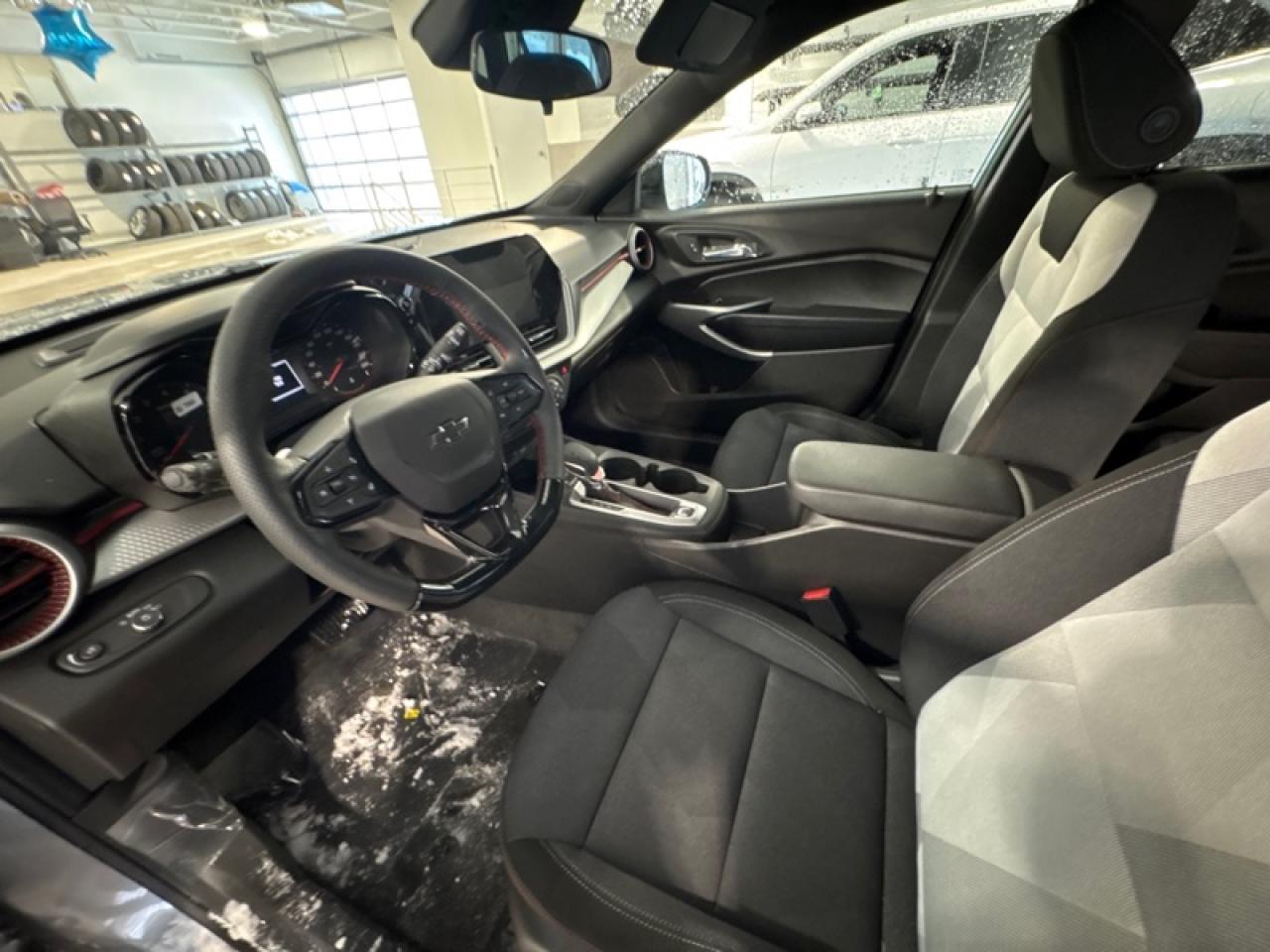 2026 Chevrolet Trax 1RS  - Sunroof Photo