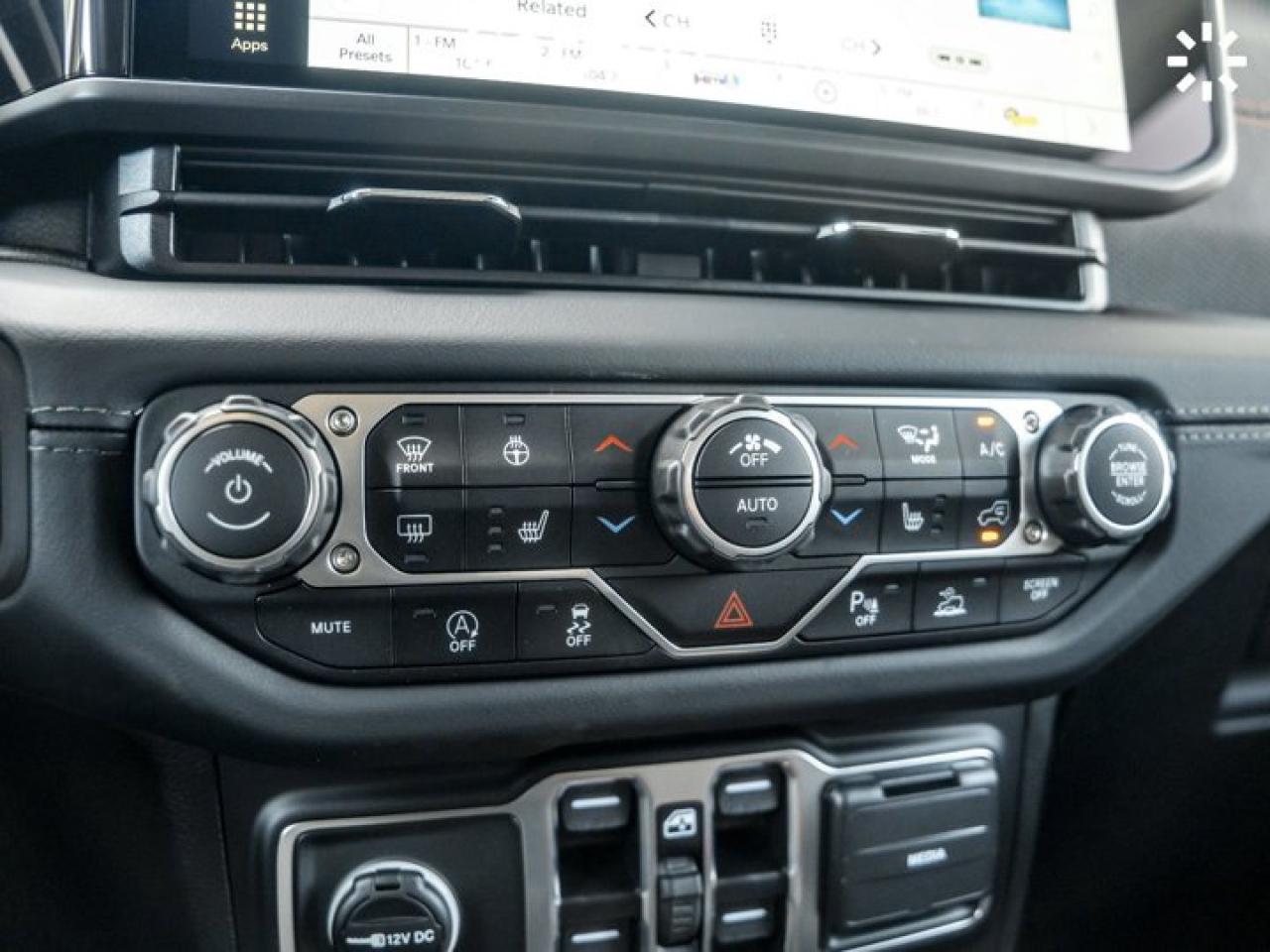 2025 Jeep Wrangler RUBICON Convenience Group Safety Group Nappa Leather Seats Photo