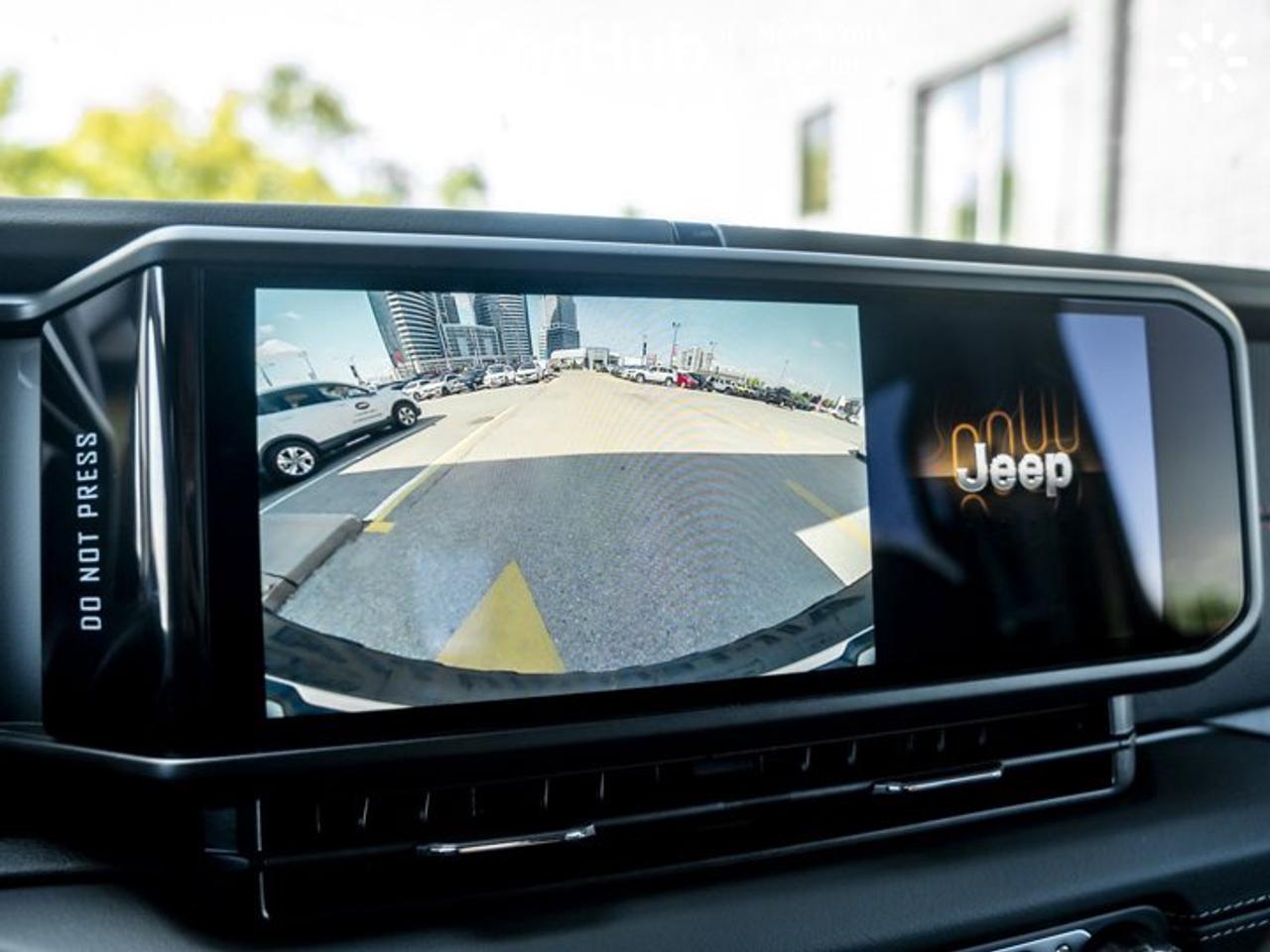 2025 Jeep Wrangler RUBICON Convenience Group Safety Group Nappa Leather Seats Photo