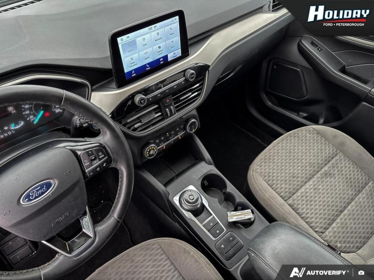 2022 Ford Escape SE Photo