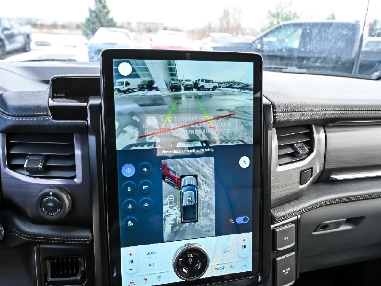 2025 Ford F-150 Lightning Flash Photo