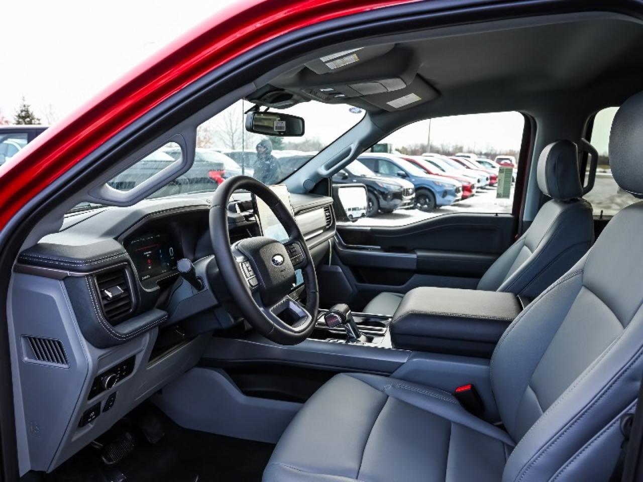 2025 Ford F-150 Lightning Flash Photo