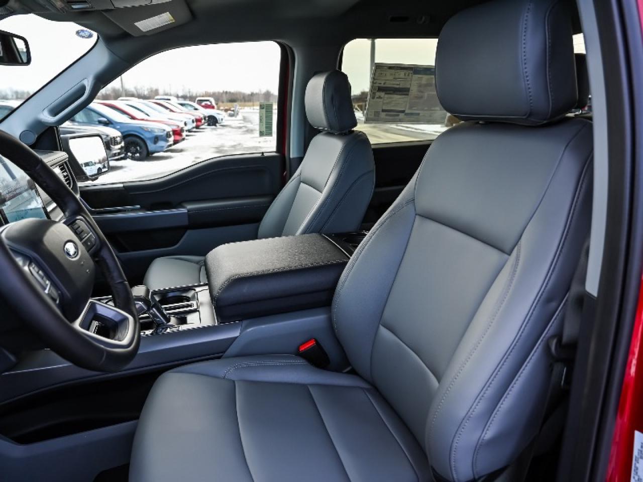 2025 Ford F-150 Lightning Flash Photo