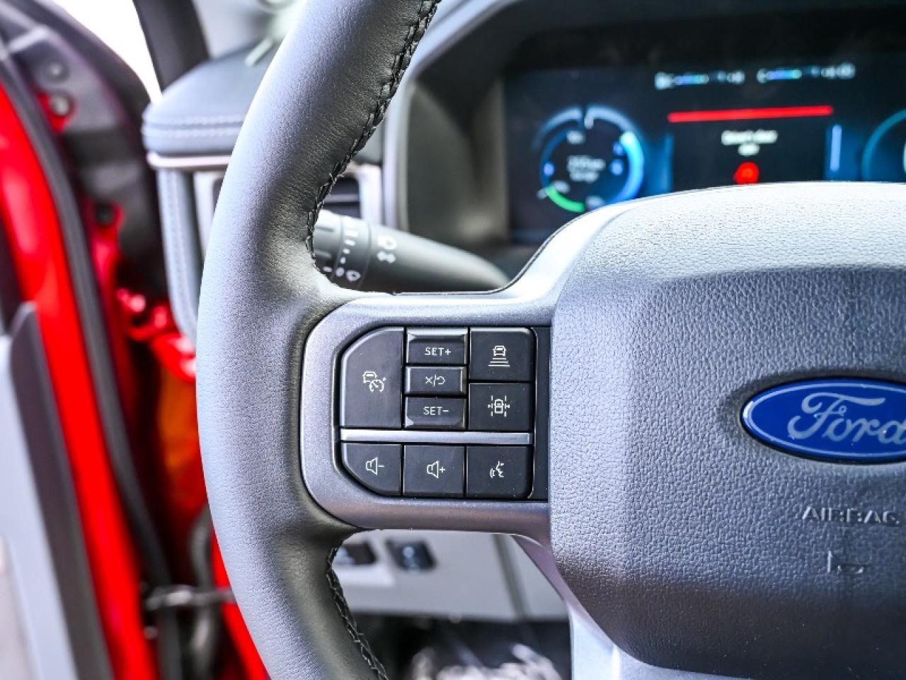 2025 Ford F-150 Lightning Flash Photo