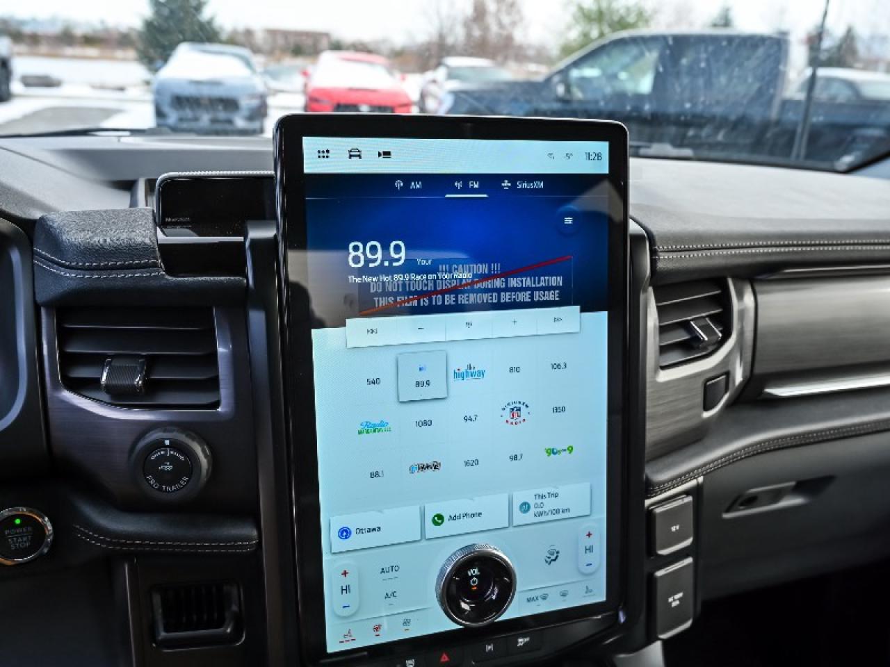 2025 Ford F-150 Lightning Flash Photo