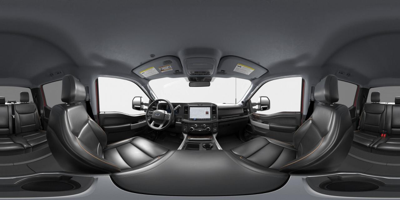 2026 Ford F-350 Super Duty DRW Lariat Photo