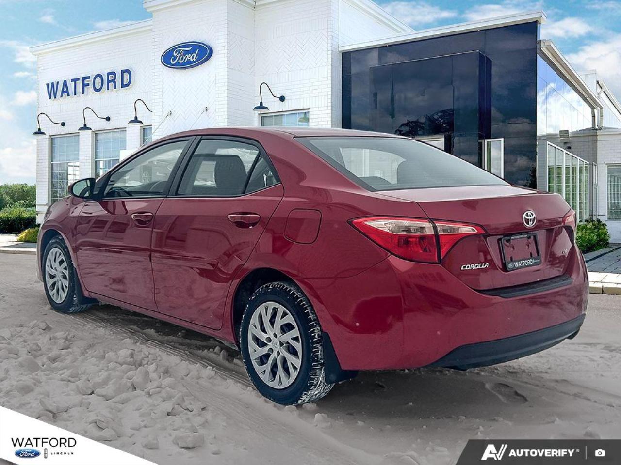 2017 Toyota Corolla 4dr Sdn CVT LE Photo