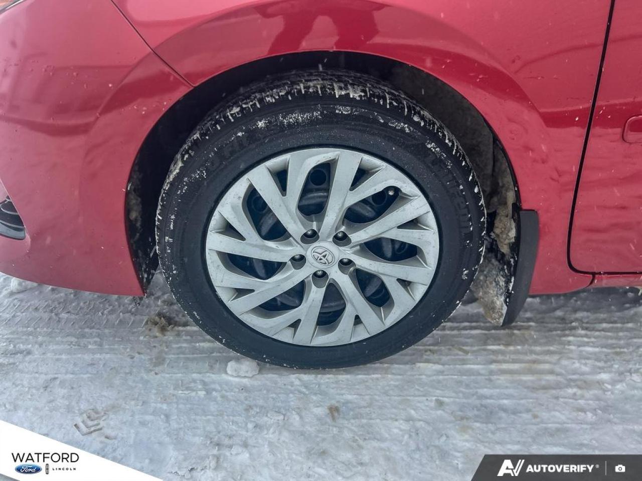 2017 Toyota Corolla 4dr Sdn CVT LE Photo