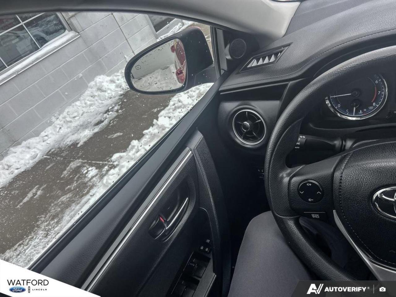 2017 Toyota Corolla 4dr Sdn CVT LE Photo