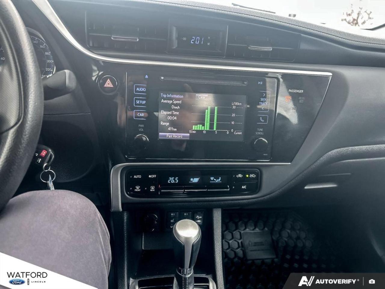 2017 Toyota Corolla 4dr Sdn CVT LE Photo