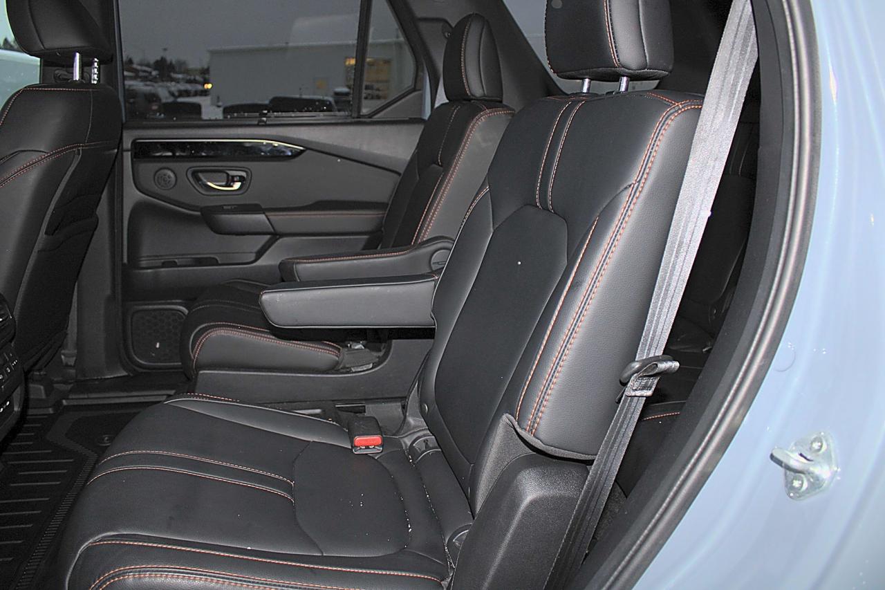 2025 Honda Pilot TrailSport Photo