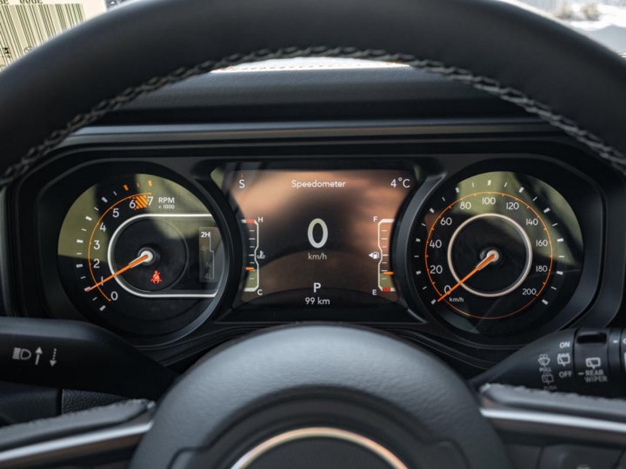 2025 Jeep Wrangler RUBICON Photo3