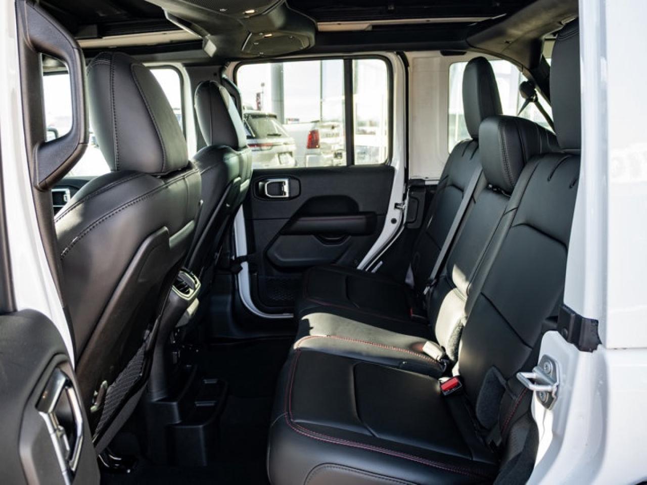 2025 Jeep Wrangler RUBICON Photo