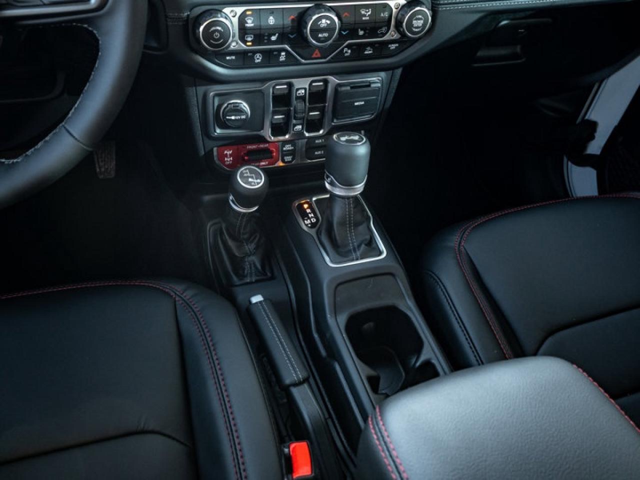 2025 Jeep Wrangler RUBICON Photo