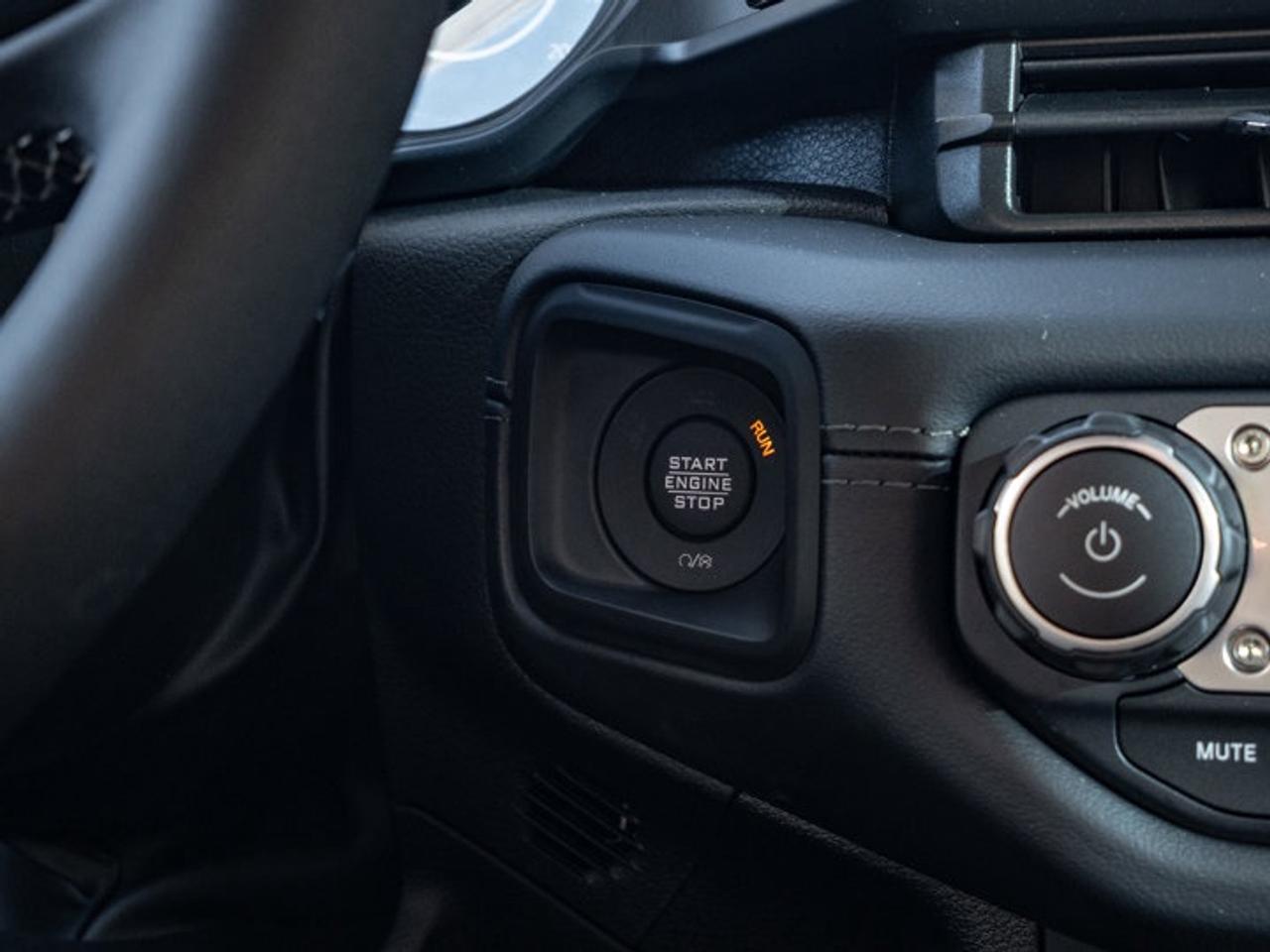 2025 Jeep Wrangler RUBICON Photo