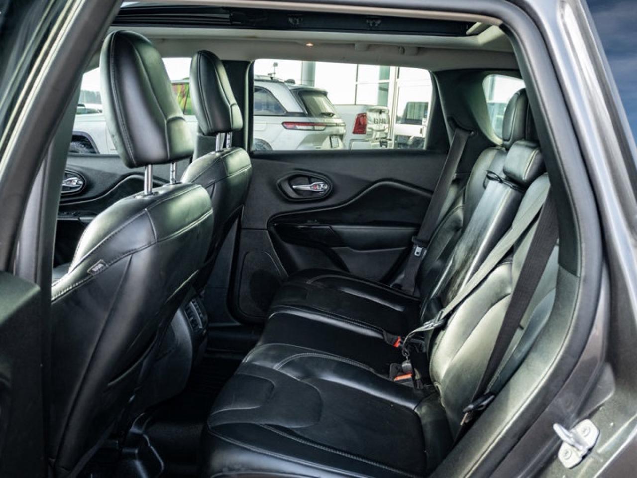 2021 Jeep Cherokee Altitude Photo