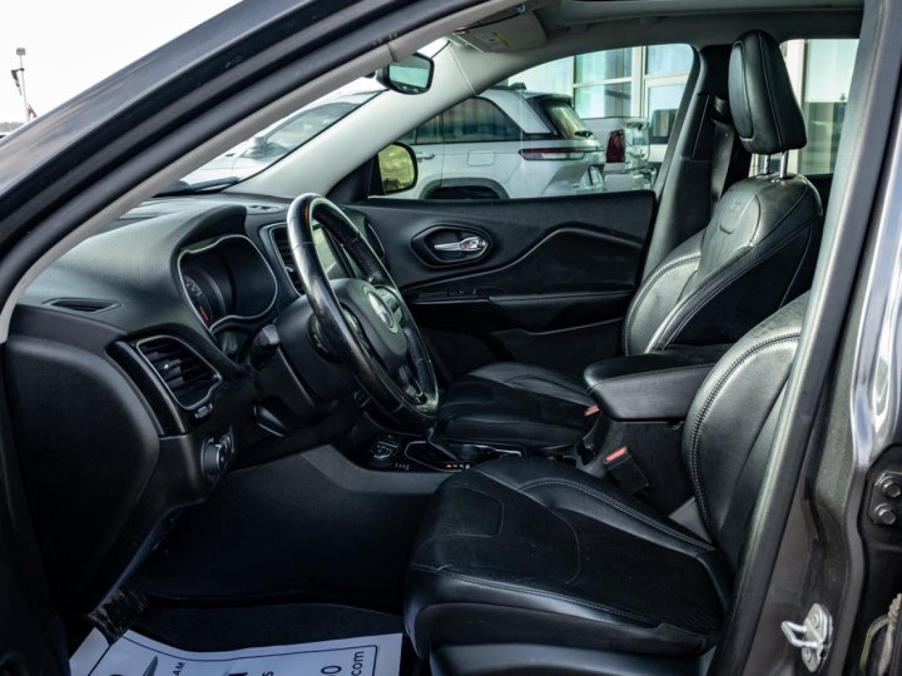 2021 Jeep Cherokee Altitude Photo
