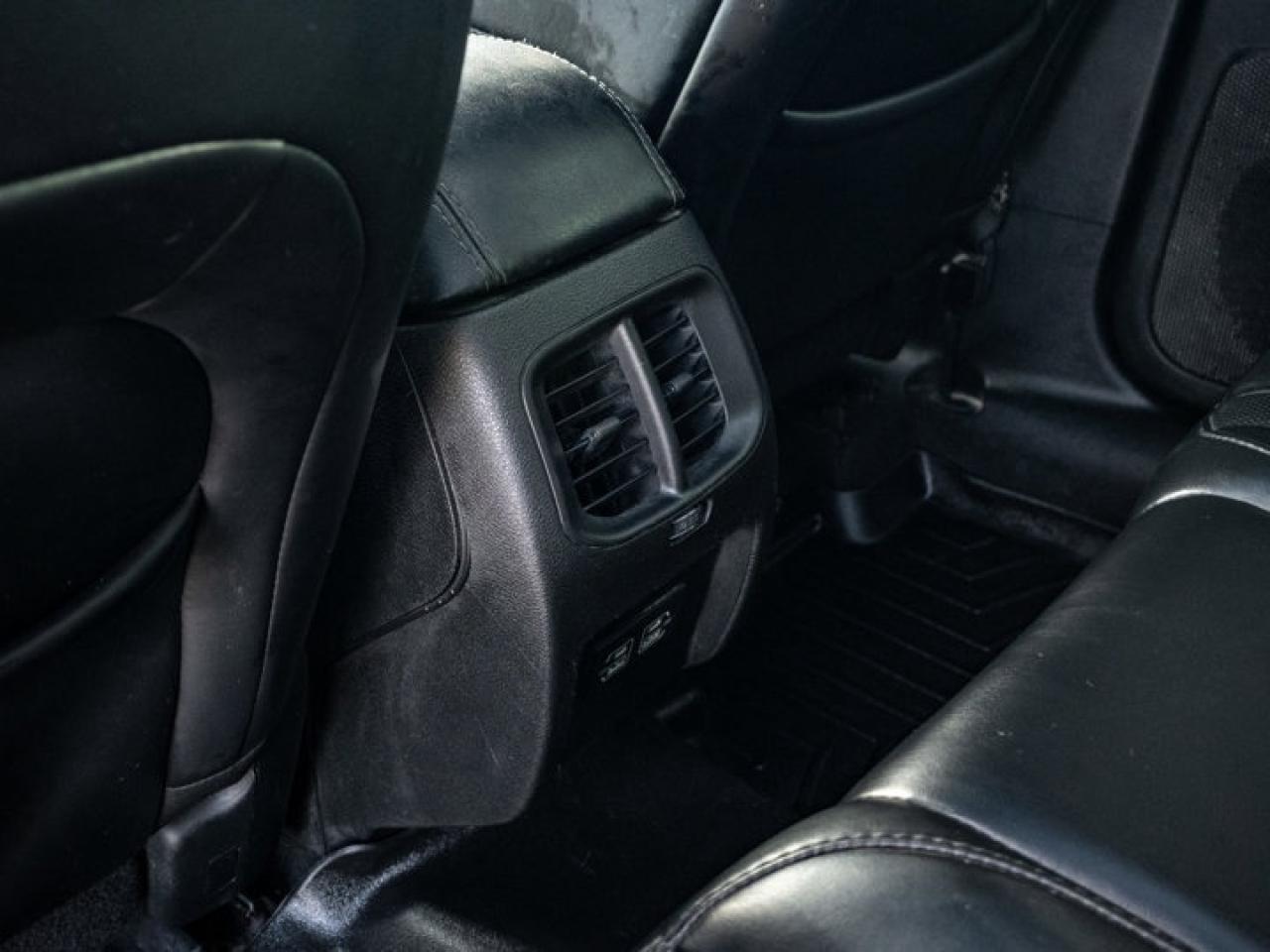 2021 Jeep Cherokee Altitude Photo