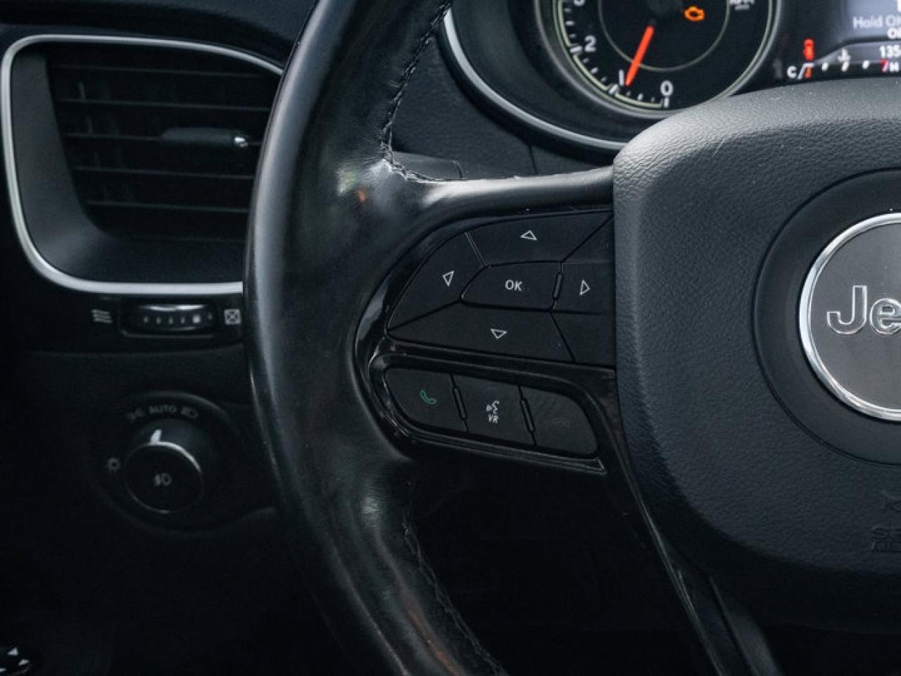 2021 Jeep Cherokee Altitude Photo