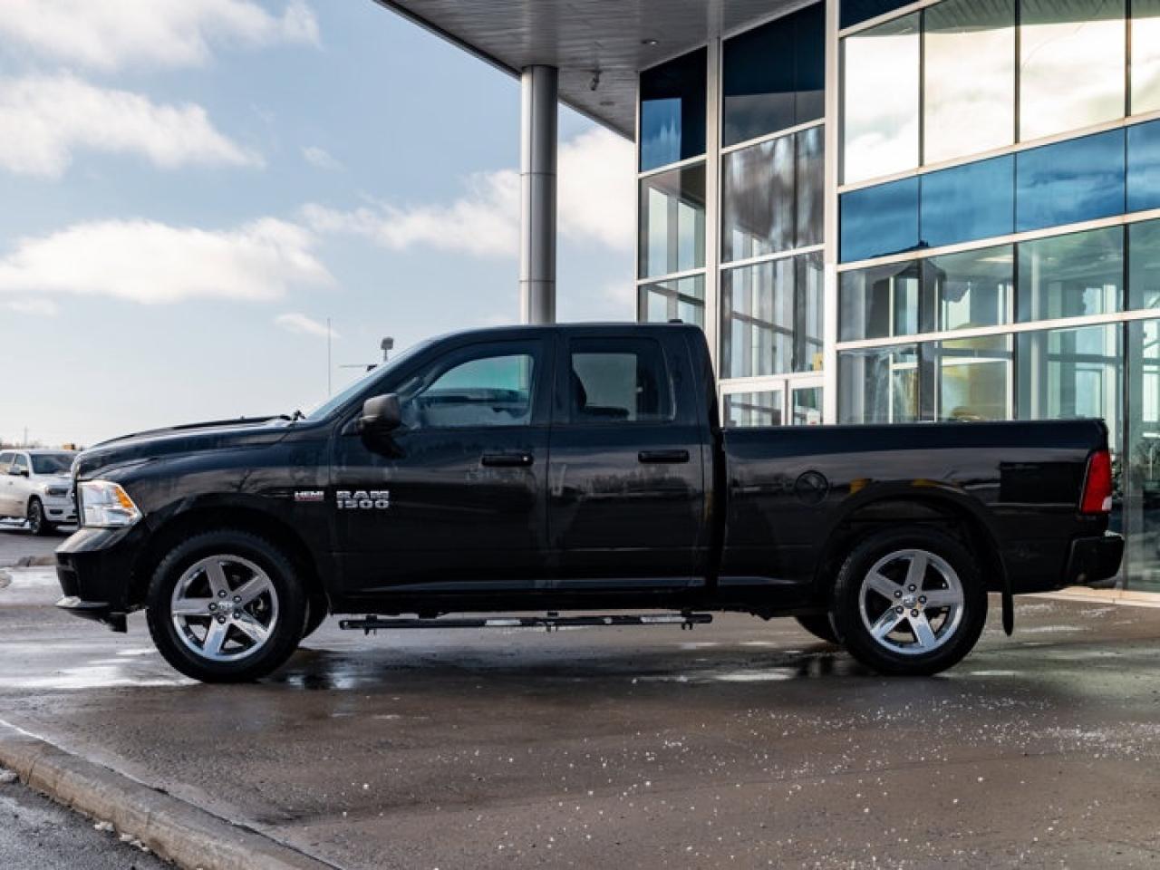 2017 RAM 1500 Express Photo