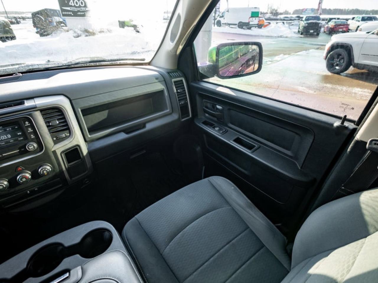 2017 RAM 1500 Express Photo