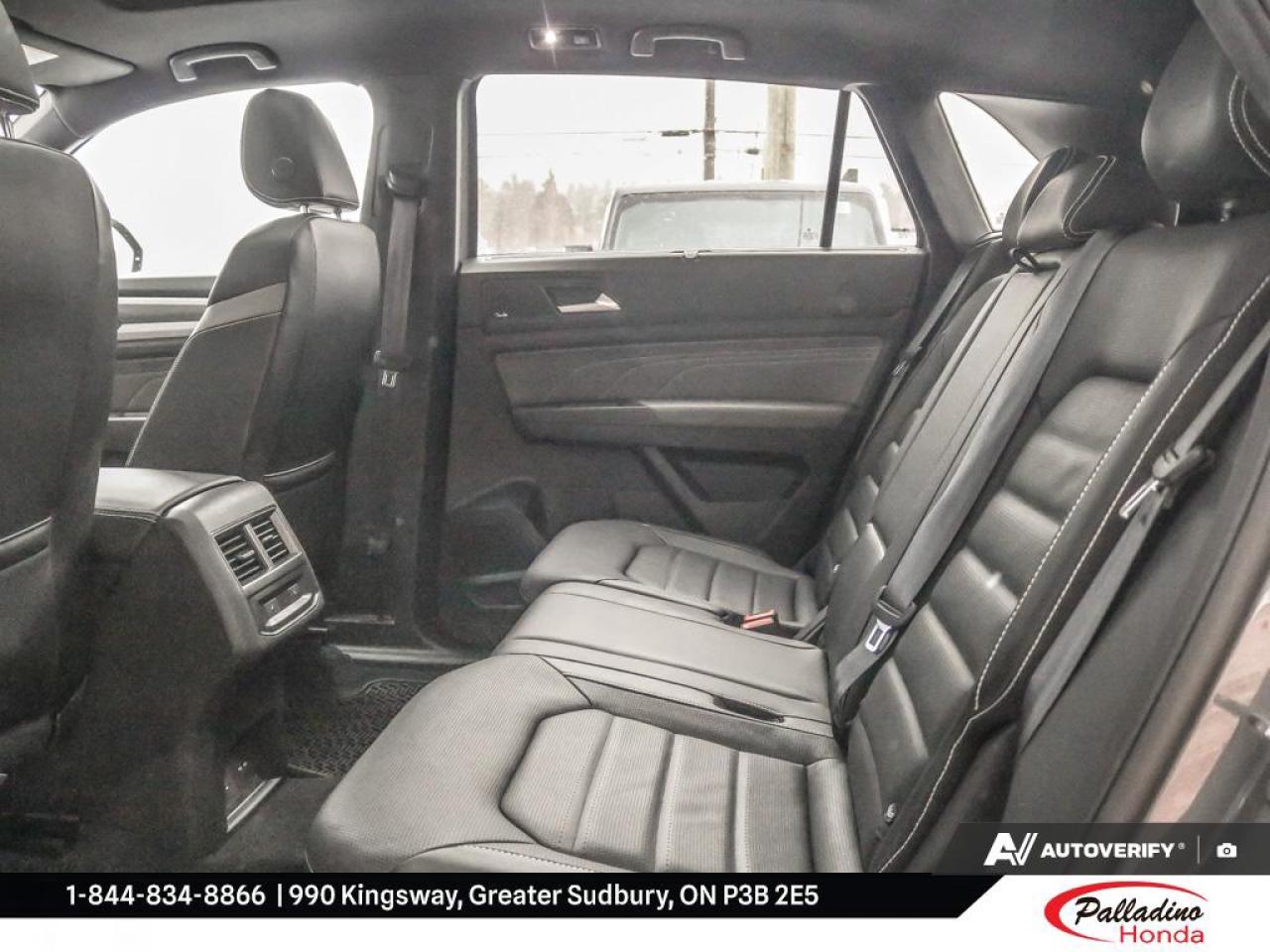 2022 Volkswagen Atlas Cross Sport Execline Photo