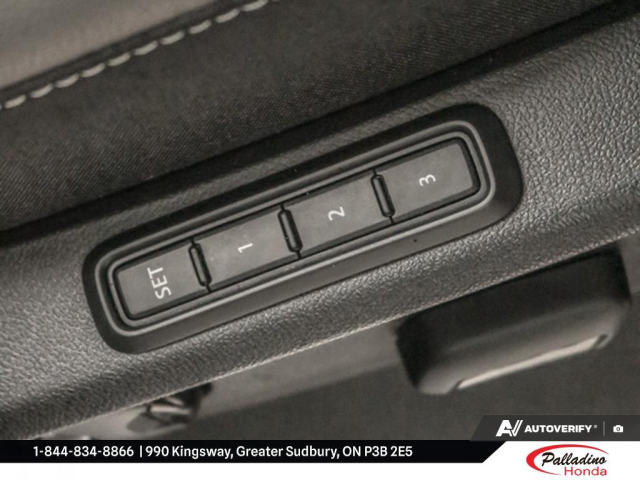 2022 Volkswagen Atlas Cross Sport Execline Photo