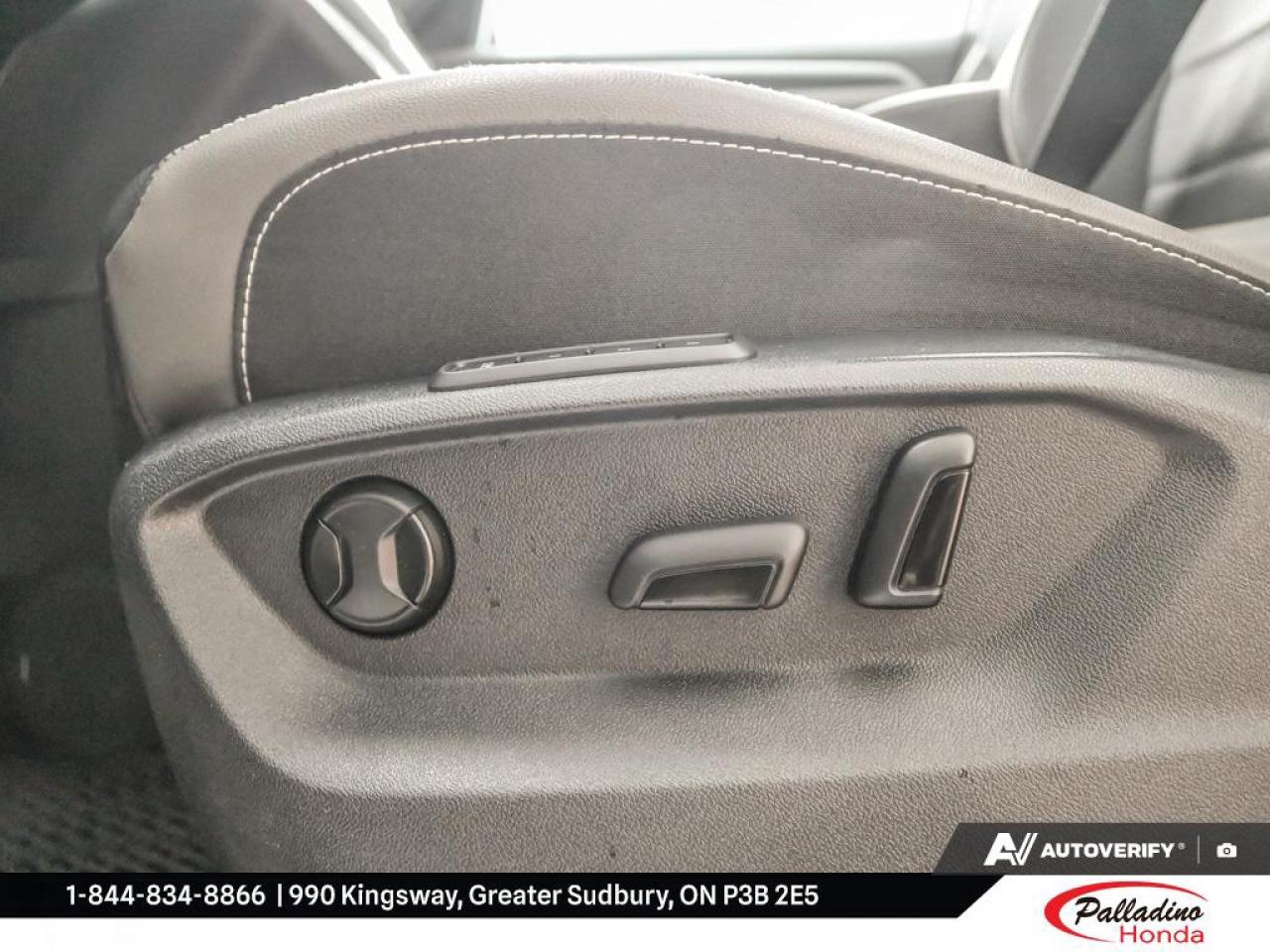 2022 Volkswagen Atlas Cross Sport Execline Photo