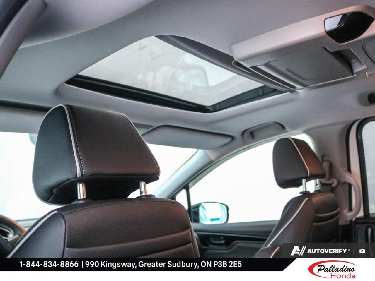 2024 Honda Odyssey Touring Photo