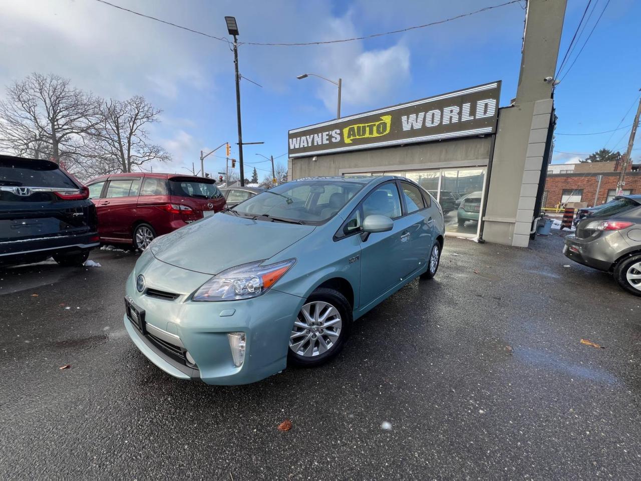 Used 2015 Toyota Prius PLUG-IN for sale in Hamilton, ON