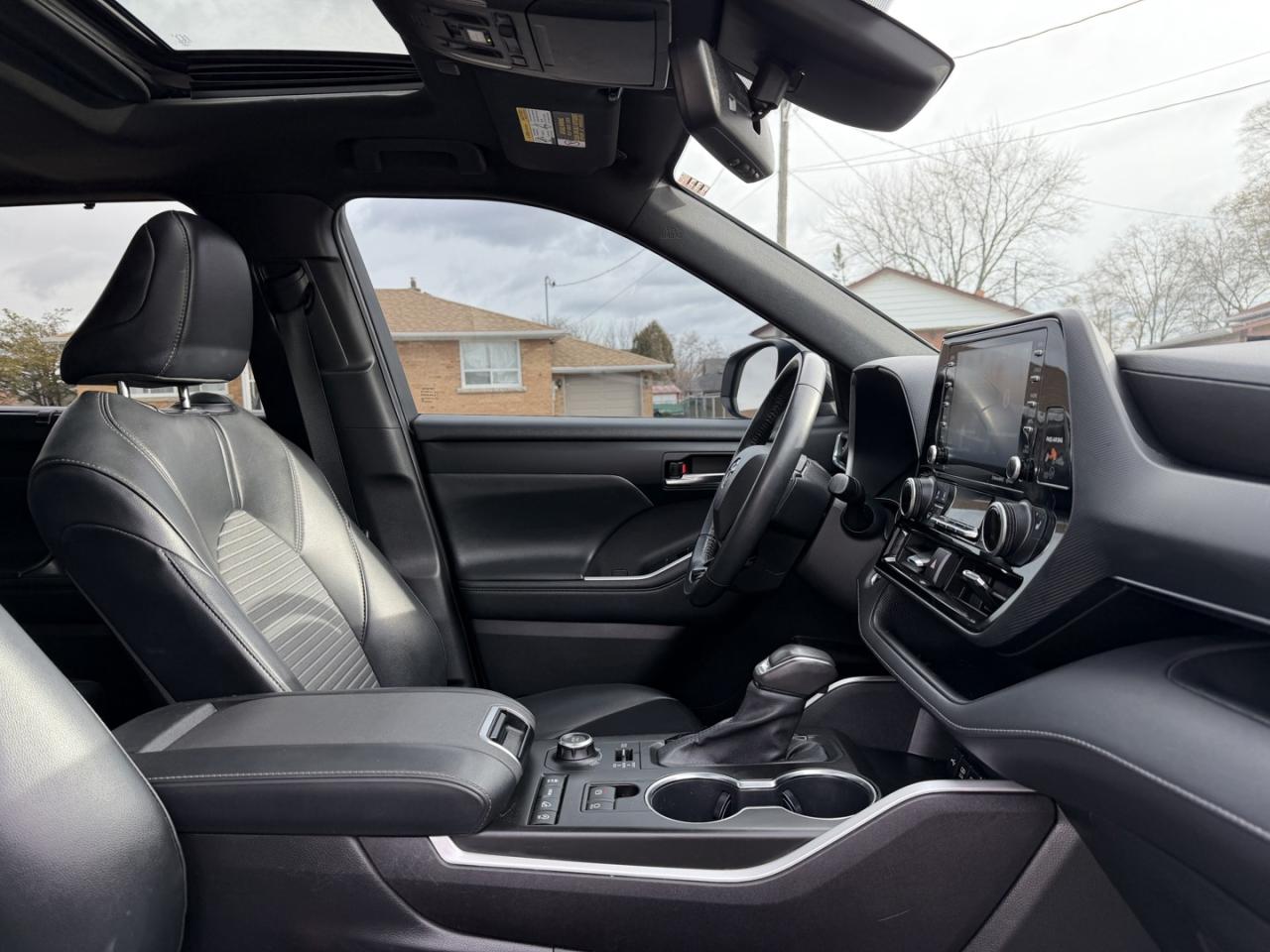 2021 Toyota Highlander Xse Awd V6 - Photo #9