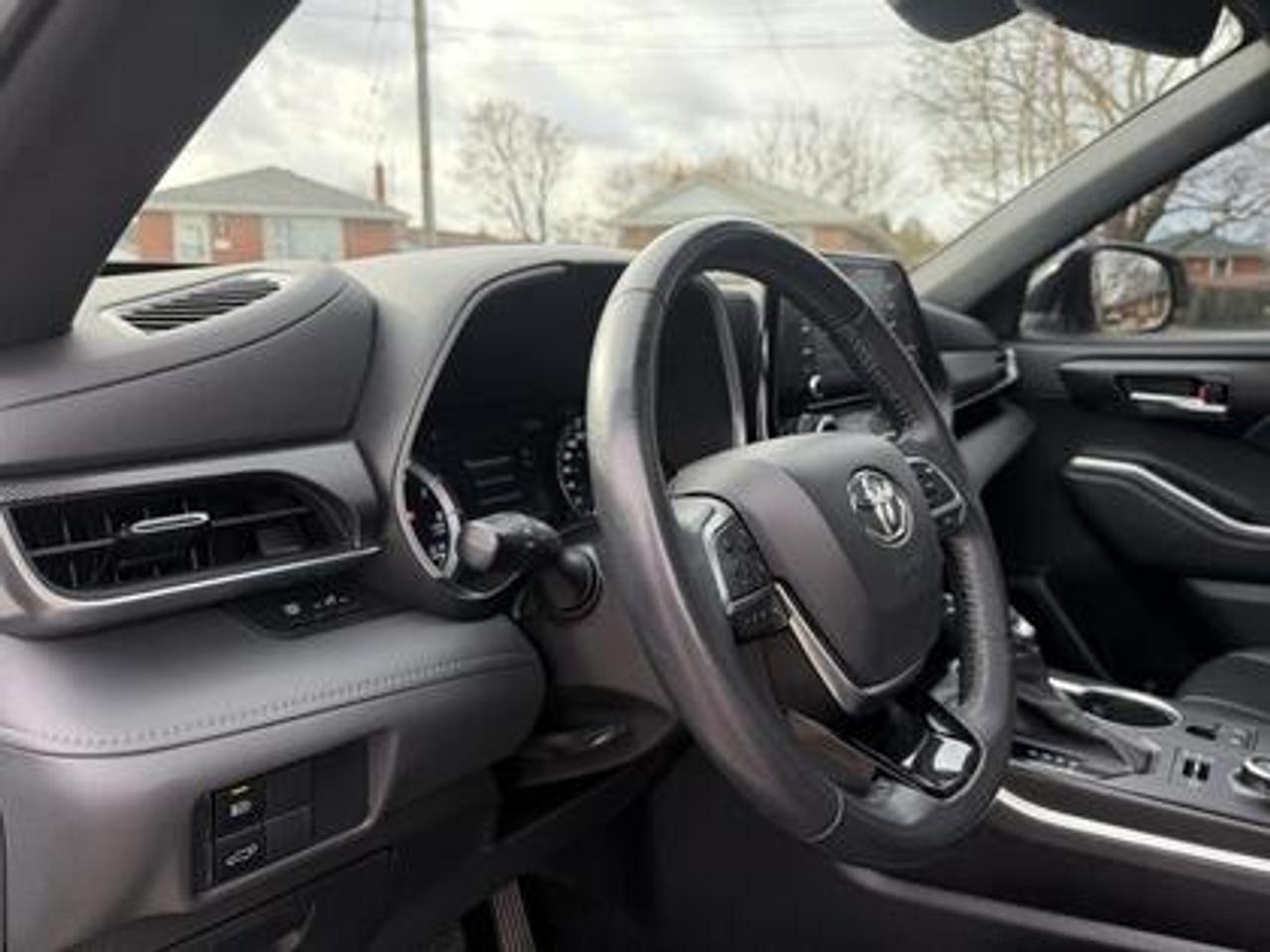 2021 Toyota Highlander XSE AWD Photo