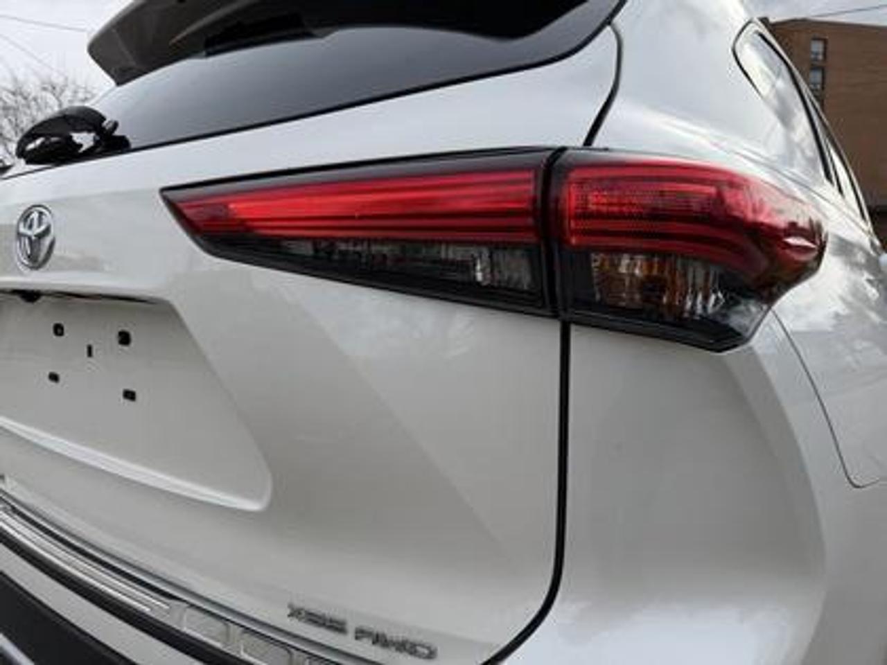2021 Toyota Highlander XSE AWD Photo