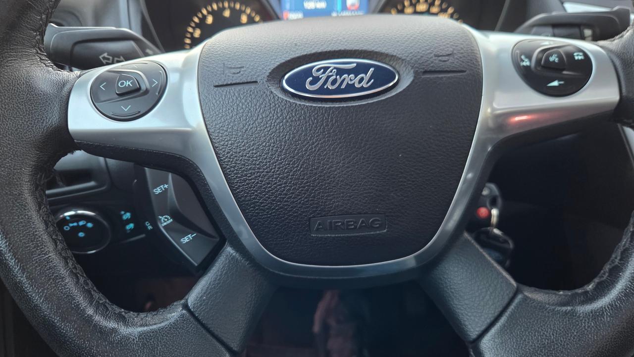 2014 Ford Focus 4dr Sdn SE w/P-Moon/Remote start - Photo #15