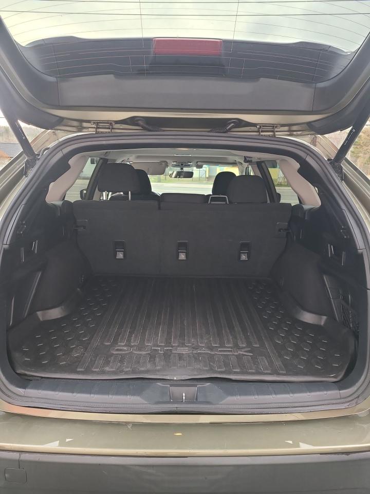 2021 Subaru Outback Touring - Photo #12