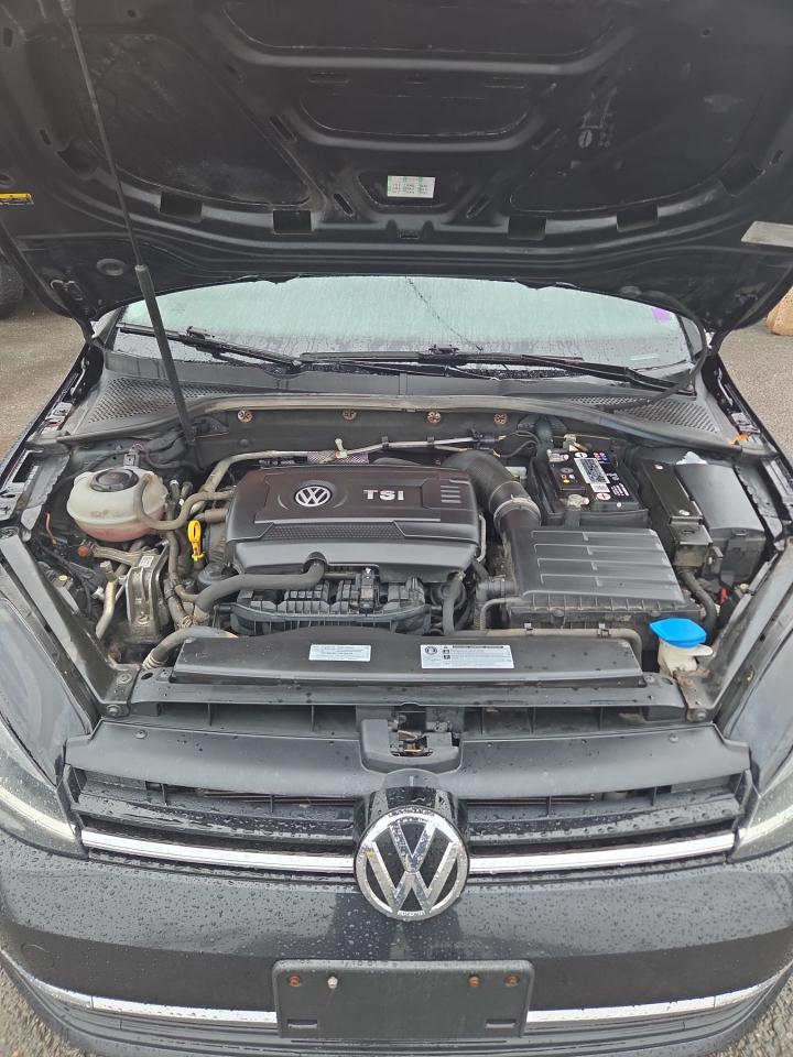 2018 Volkswagen Golf TRENDLINE - Photo #9