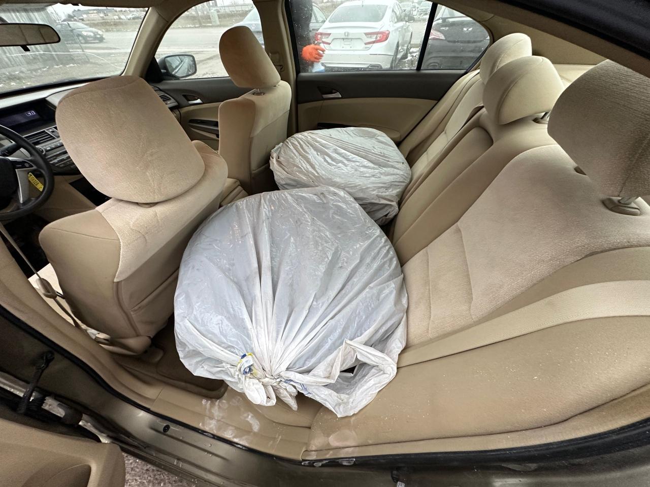 2009 Honda Accord LX, WELL MAINTAINED, NO ACCIDENTS, CERTIFIED - Photo #16