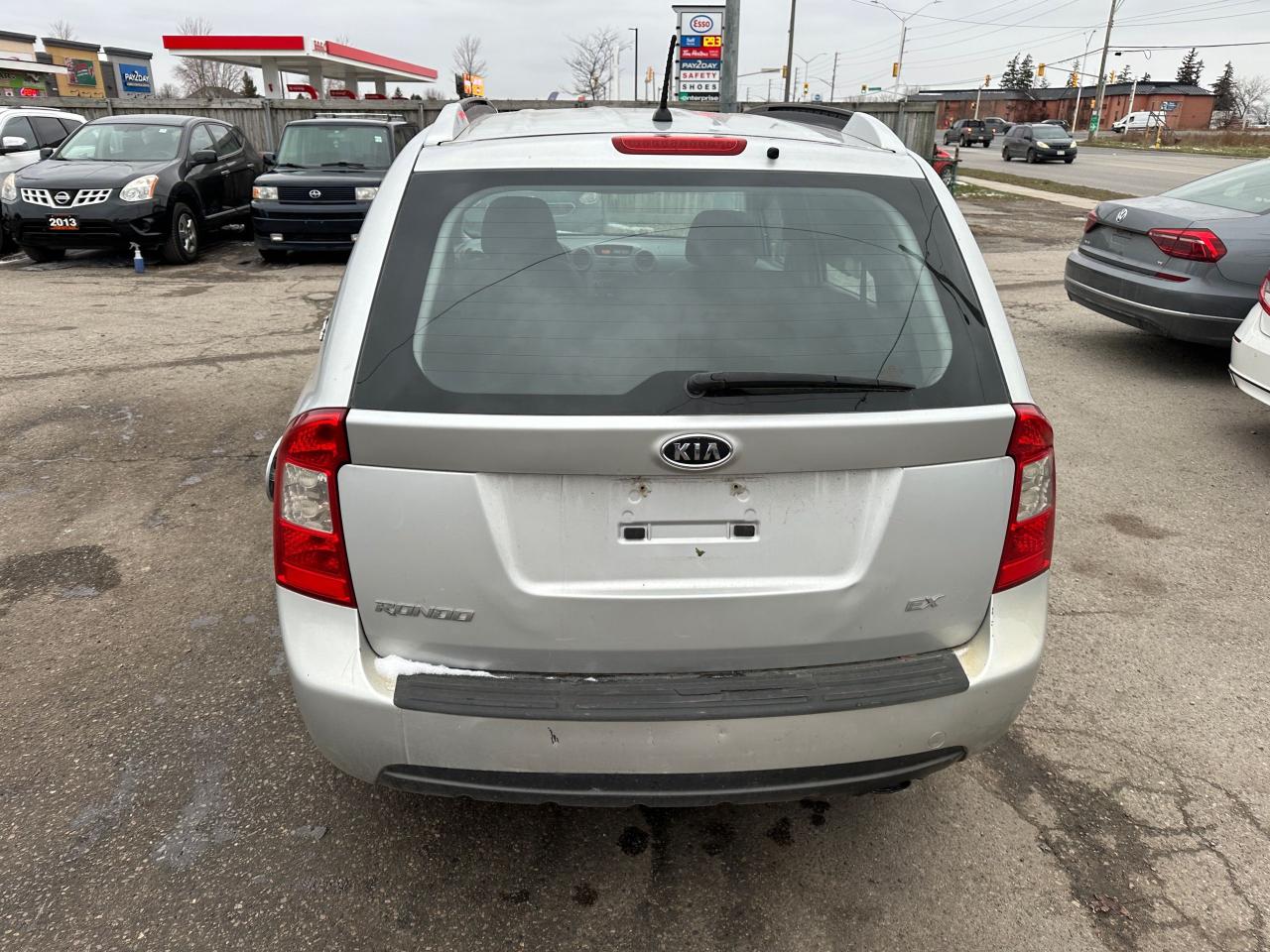 2007 Kia Rondo LX, TRADE IN, RUNS AND DRIVES, AS IS SPECIAL Photo3