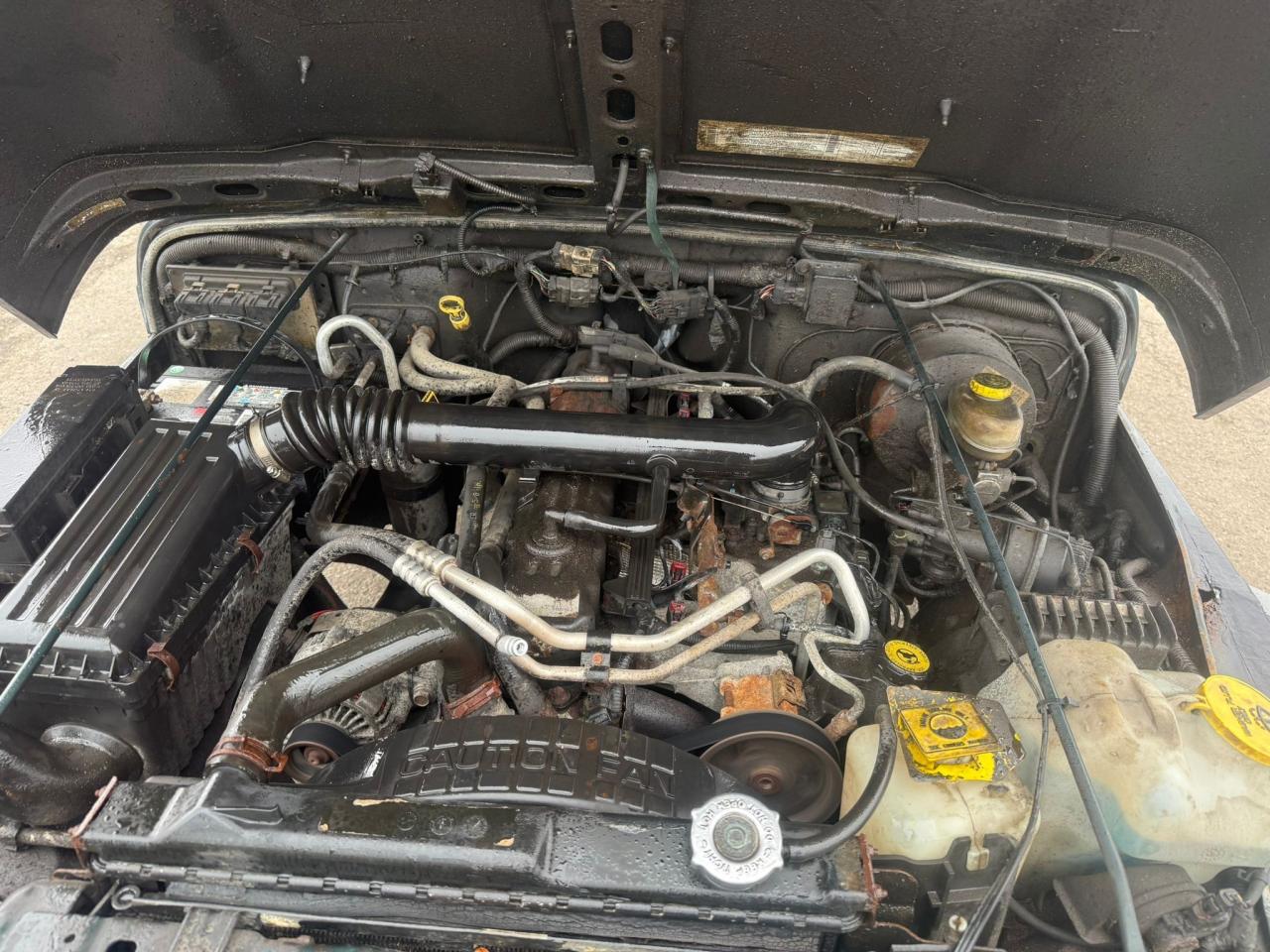 2003 Jeep TJ Sport, 2 TOPS, RUNS GOOD, AS IS - Photo #14