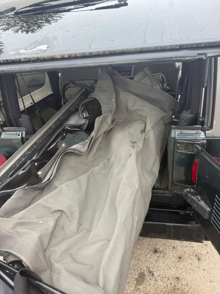 2003 Jeep TJ Sport, 2 TOPS, RUNS GOOD, AS IS - Photo #11