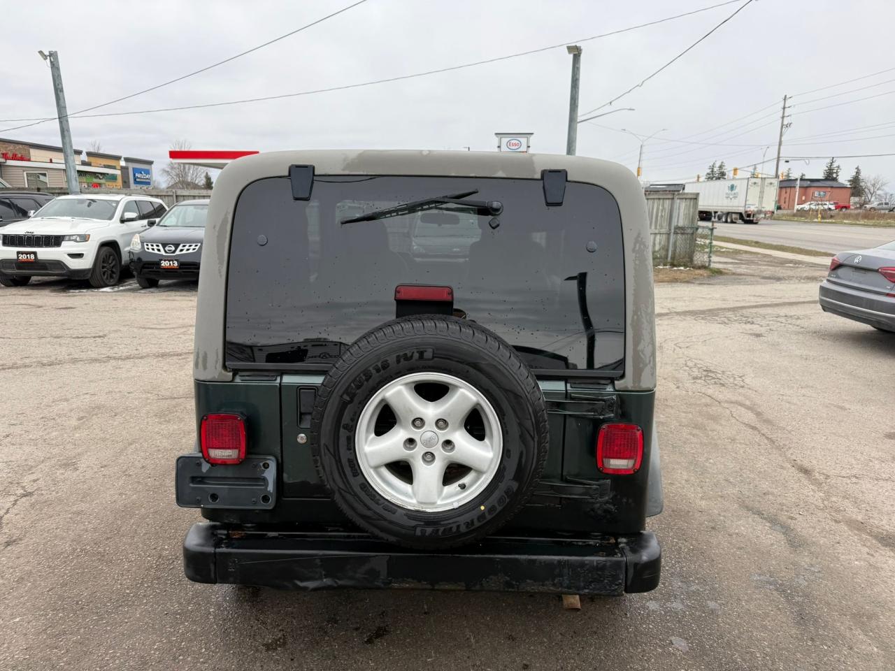 2003 Jeep TJ Sport, 2 TOPS, RUNS GOOD, AS IS - Photo #4