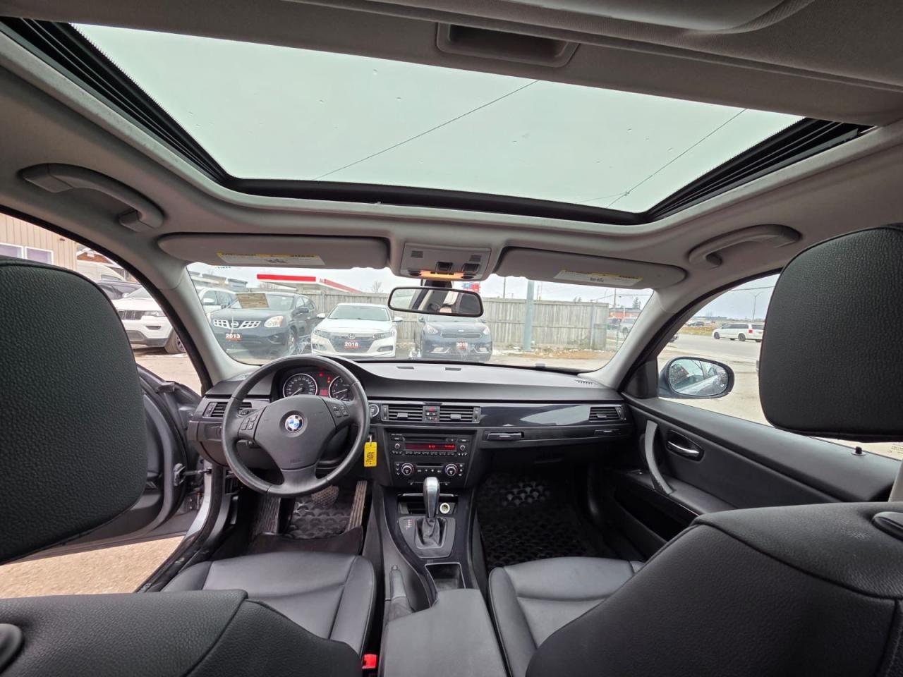 2009 BMW 3 Series 328i xDrive, AWD, AUTO, ONLY 93,000KMS, CERTIFIED - Photo #12